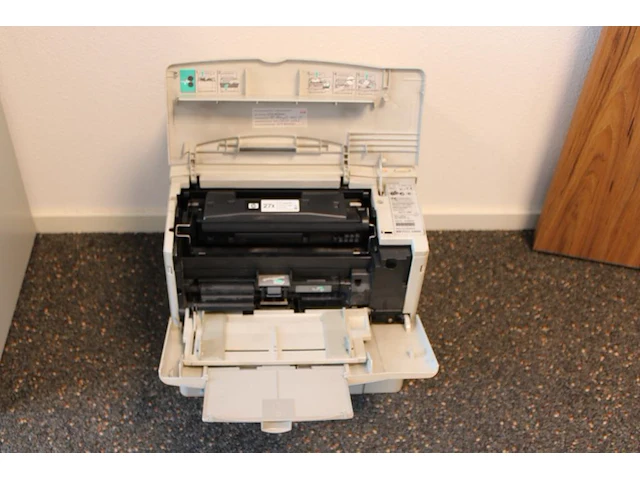 Printer hp laserjet 4050 tn - afbeelding 2 van  5