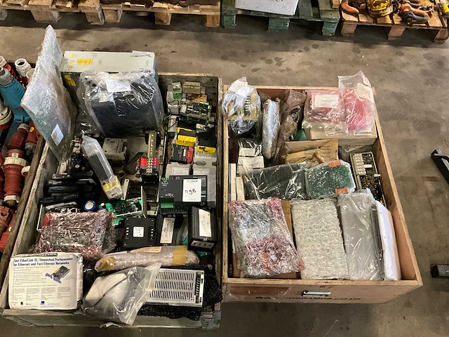 Printplaten - afbeelding 1 van  73