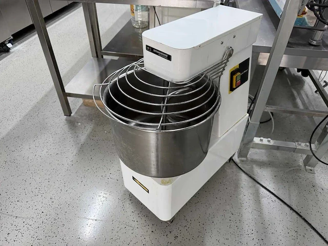 Prismafood - ibm 30 - spiraalkneder - afbeelding 1 van  7