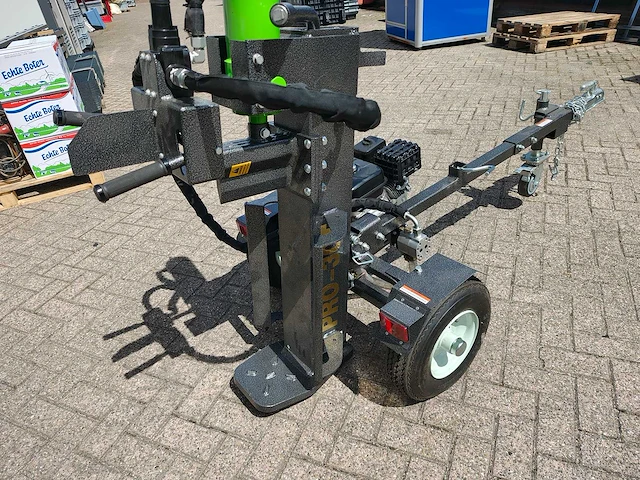 Pro - 30t - houtkloofmachine - afbeelding 10 van  12