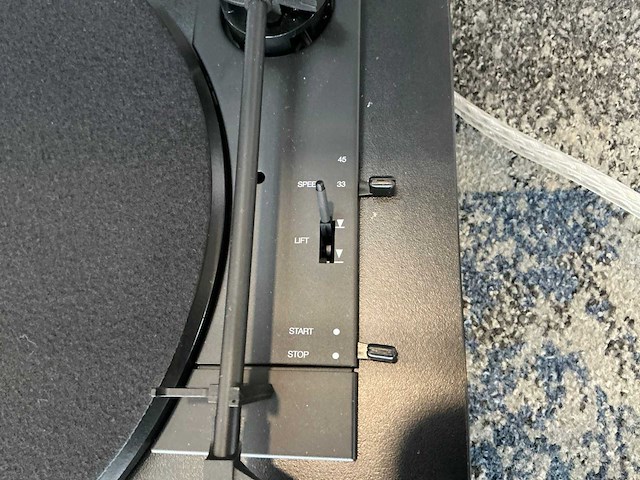 Pro-ject a1.2 volautomatische platenspeler - afbeelding 4 van  7