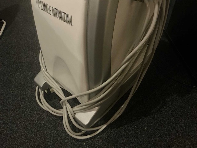 Pro slimming pz-809c lipo laser apparaat. ongebruikt (2x) - afbeelding 15 van  20