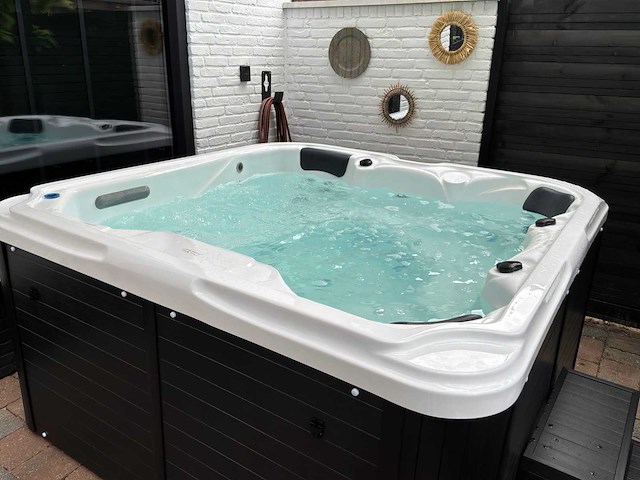 Pro-spa h-4 jacuzzi - afbeelding 12 van  17