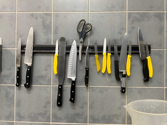 Prochef / bakerol / etc. patisserie / keukenmessen set inclusief magneetstrip (2x) - afbeelding 6 van  6