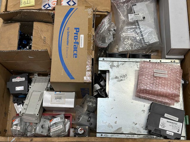 Proface, eaton partij industriële componenten - afbeelding 2 van  8