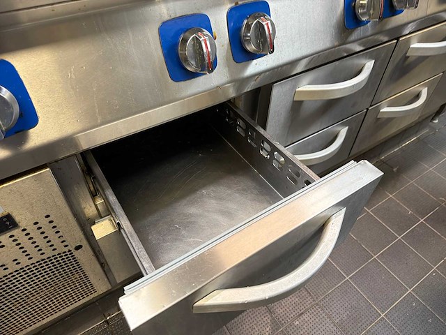 Professioneel 6-pits gasfornuis met friteuse – proline - afbeelding 4 van  8