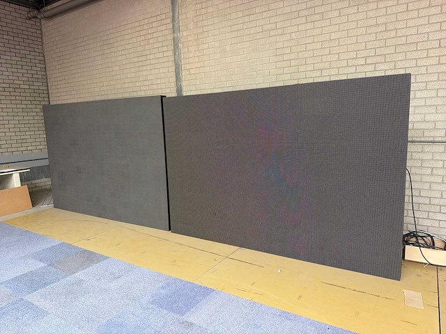 Professioneel modulair led videoscherm / led videowall (2 schermen) - afbeelding 1 van  7
