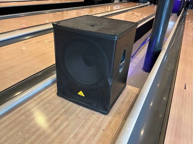 Professionele geluidsinstallatie - afbeelding 11 van  12