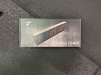 Professionele gym- en bokstraining set – inclusief spinningfiets, bokszakken, fitnessmaterialen & accessoires - afbeelding 10 van  24