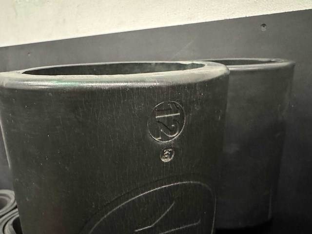 Professionele gym- en bokstraining set – inclusief spinningfiets, bokszakken, fitnessmaterialen & accessoires - afbeelding 20 van  24