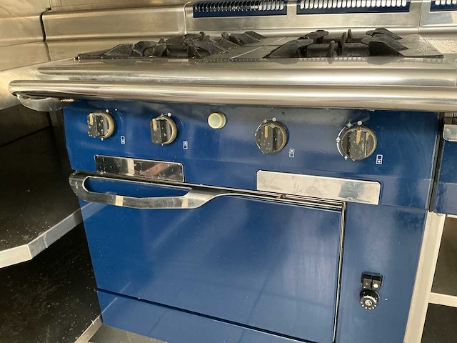 Professionele horeca kooklijn incl. friteuse en afzuigkap - afbeelding 16 van  18