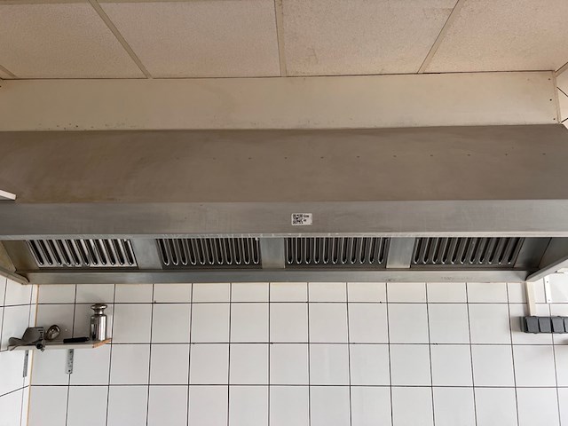 Professionele keuken afzuiger + installatie, hakvort - afbeelding 1 van  7