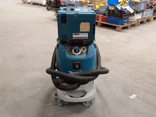 Professionele nat- en droogzuiger, makita, vc4210l - afbeelding 2 van  6