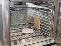 Professionele oven memmert met afzuiging. - afbeelding 3 van  5