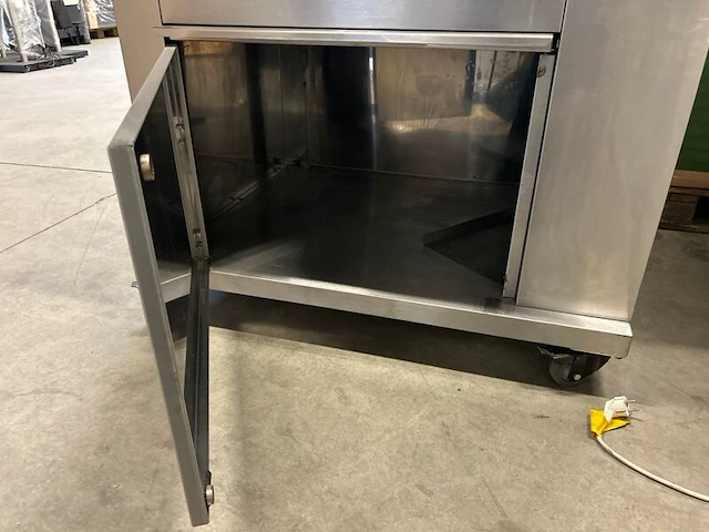 Professionele rotisserie / kippenoven fri-jado tdr 8 ac - afbeelding 7 van  7