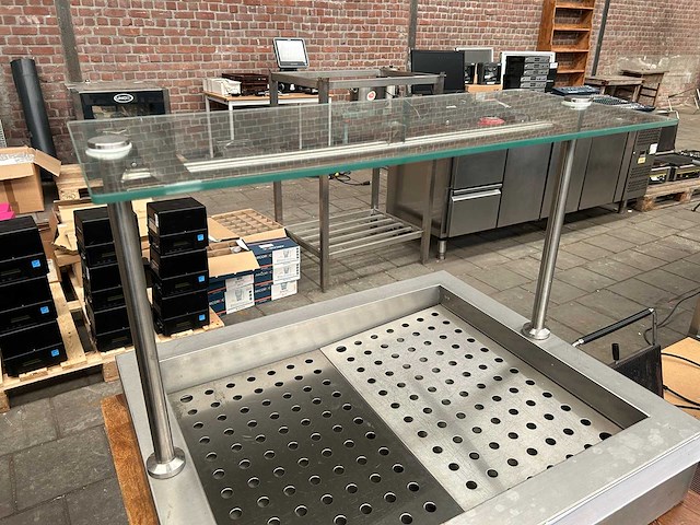 Professionele rvs buffetunit met glazen opzet - afbeelding 4 van  5