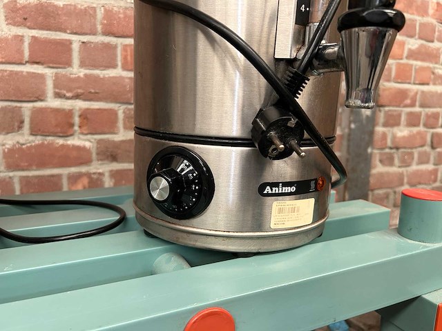 Professionele soepketel en horeca heetwaterdispenser / koffiepercolator - afbeelding 3 van  6