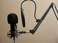 Professionele studio microfoon. zelf muziek maken. - afbeelding 5 van  5