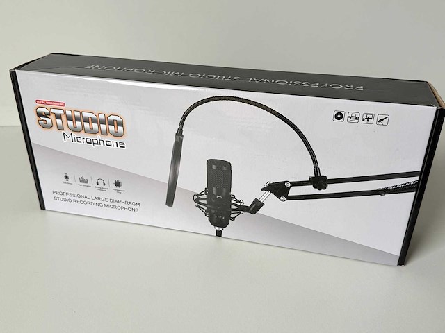 Professionele studio microfoon. zelf muziek maken. - afbeelding 1 van  5