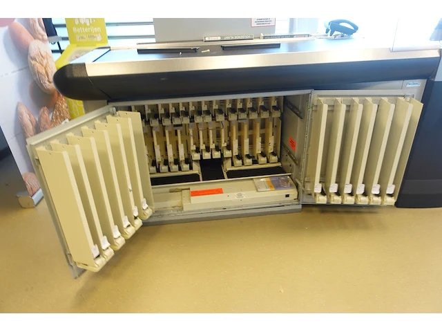 Professionele tabaksdisplay harting - afbeelding 7 van  12
