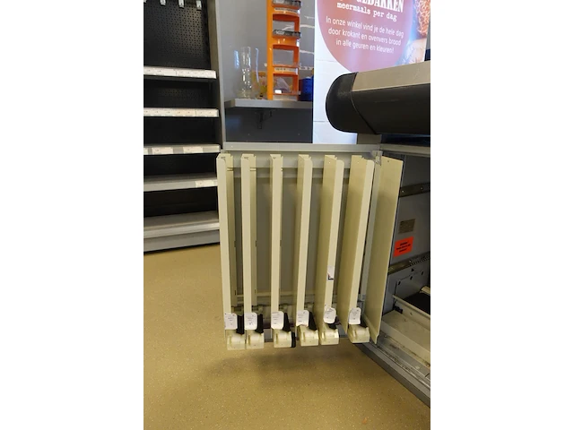 Professionele tabaksdisplay harting - afbeelding 8 van  12