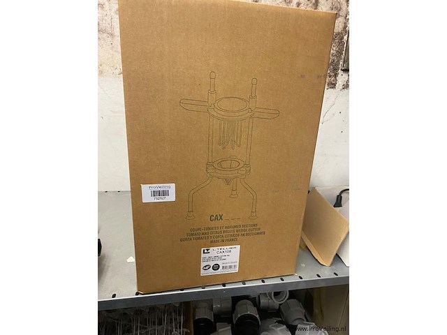 Professionele tomaten snijder, snijd de tomaat in 8 stukken - afbeelding 1 van  1