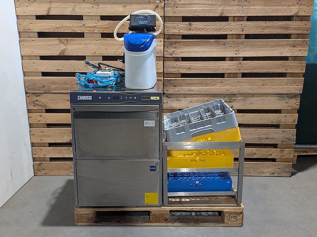 Professionele vaatwasser, zanussi, zlai3, 2023 - afbeelding 1 van  10