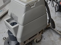 Professionele zuig schrobmachine - afbeelding 1 van  10