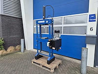 Profi press - 15 ton - brootspers - afbeelding 13 van  15