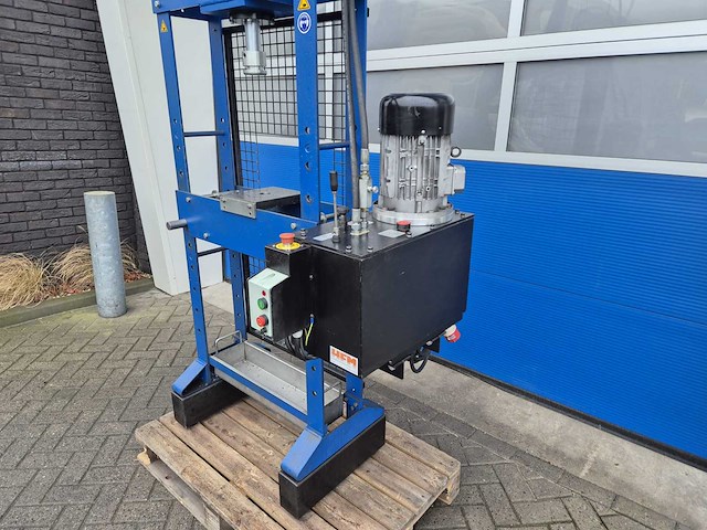 Profi press - 15 ton - brootspers - afbeelding 6 van  15
