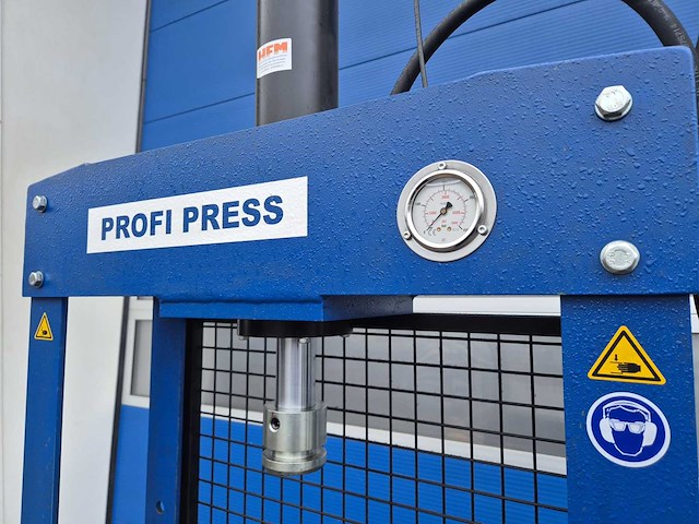 Profi press - 15 ton - brootspers - afbeelding 8 van  15