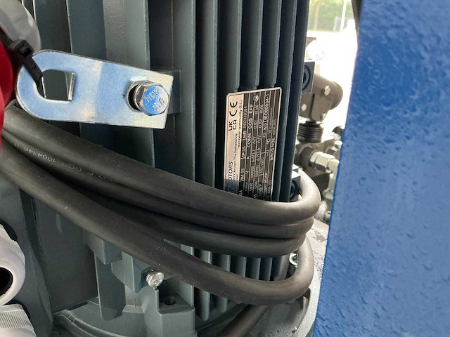 Profi press - 2025 - 100t m/h-m/c-2-1500mm - hydraulische pers - afbeelding 7 van  7