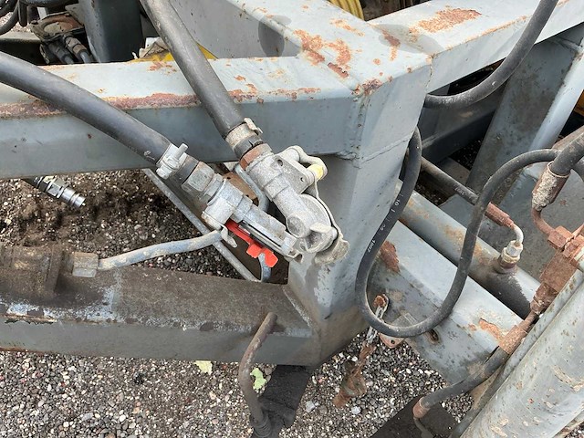 Profiline 532/45 zkr versnipperaar met autolaadkraan - afbeelding 8 van  39