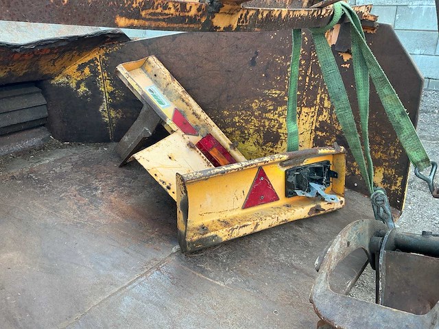 Profiline 532/45 zkr versnipperaar met autolaadkraan - afbeelding 19 van  39