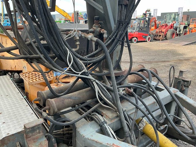Profiline 532/45 zkr versnipperaar met autolaadkraan - afbeelding 23 van  39