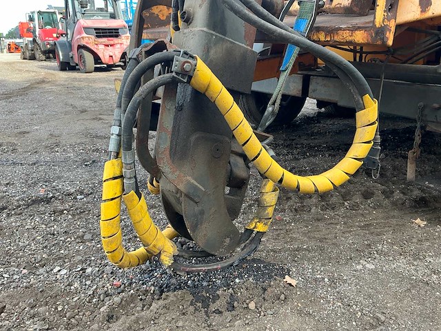 Profiline 532/45 zkr versnipperaar met autolaadkraan - afbeelding 30 van  39