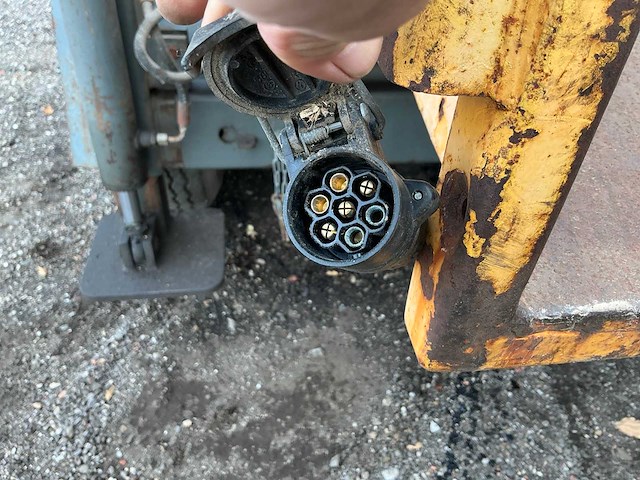 Profiline 532/45 zkr versnipperaar met autolaadkraan - afbeelding 37 van  39