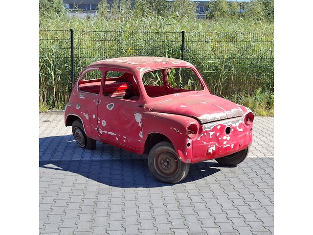 Projectauto, fiat, 600d, 1966, met kamikaze deuren - afbeelding 1 van  26