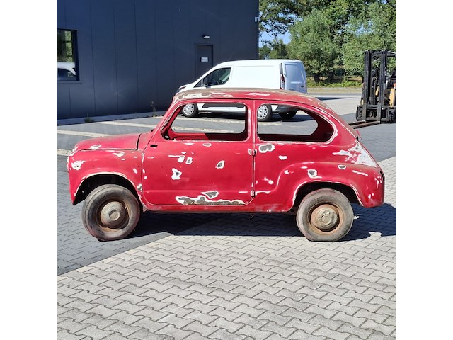 Projectauto, fiat, 600d, 1966, met kamikaze deuren - afbeelding 21 van  26