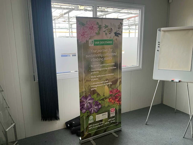 Projectiescherm en divers - afbeelding 9 van  12