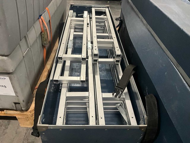 Projectieschermframe - afbeelding 1 van  3