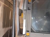 Projector in transportkist en diverse metalen onderdelen - afbeelding 7 van  7