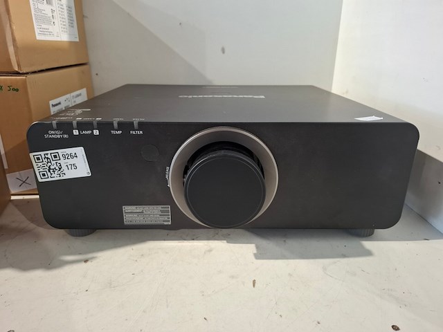 Projector, panasonic, pt dz770, et dle250 lens, 2x et-lad60aw lamp, zwart - afbeelding 4 van  11