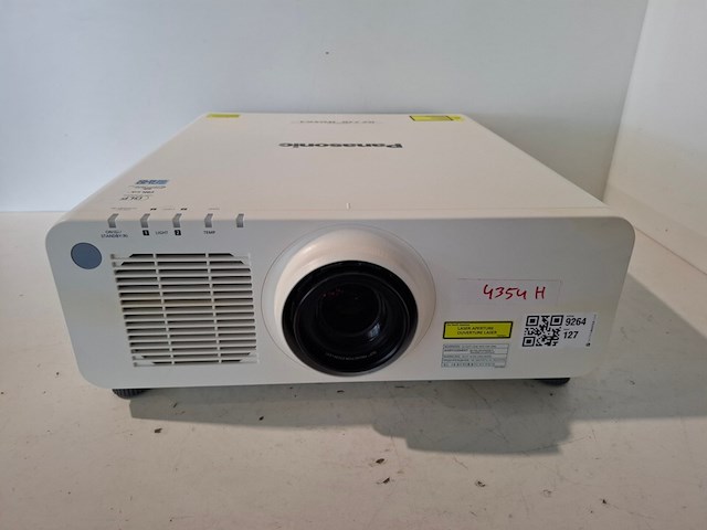 Projector, panasonic, pt-rz770 + et dle250 lens, wit - afbeelding 1 van  5