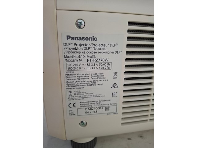 Projector, panasonic, pt-rz770 + et dle250 lens, wit - afbeelding 3 van  5