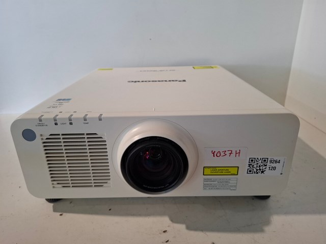 Projector, panasonic, pt-rz770 + standard lens, wit - afbeelding 1 van  5