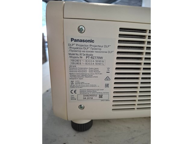 Projector, panasonic, pt-rz770 + standard lens, wit - afbeelding 4 van  6