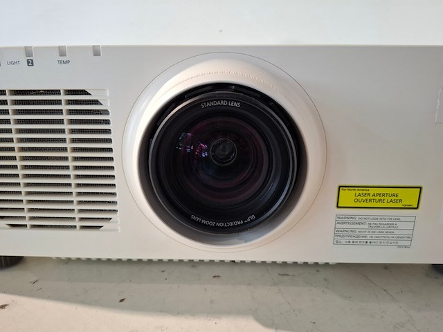 Projector, panasonic, pt-rz770 + standard lens, wit - afbeelding 2 van  6