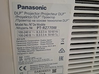 Projector, panasonic, pt-rz770 + standard lens, wit - afbeelding 4 van  6