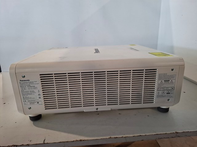 Projector, panasonic, pt-rz970 wit + standard lens, wit - afbeelding 4 van  5